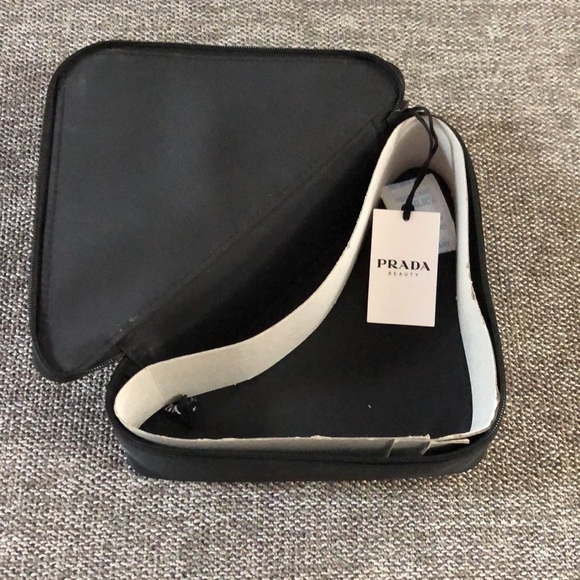 Prada Beauty Triangle Pouch Cosmetic Bag Authentic - Picture 10 of 15